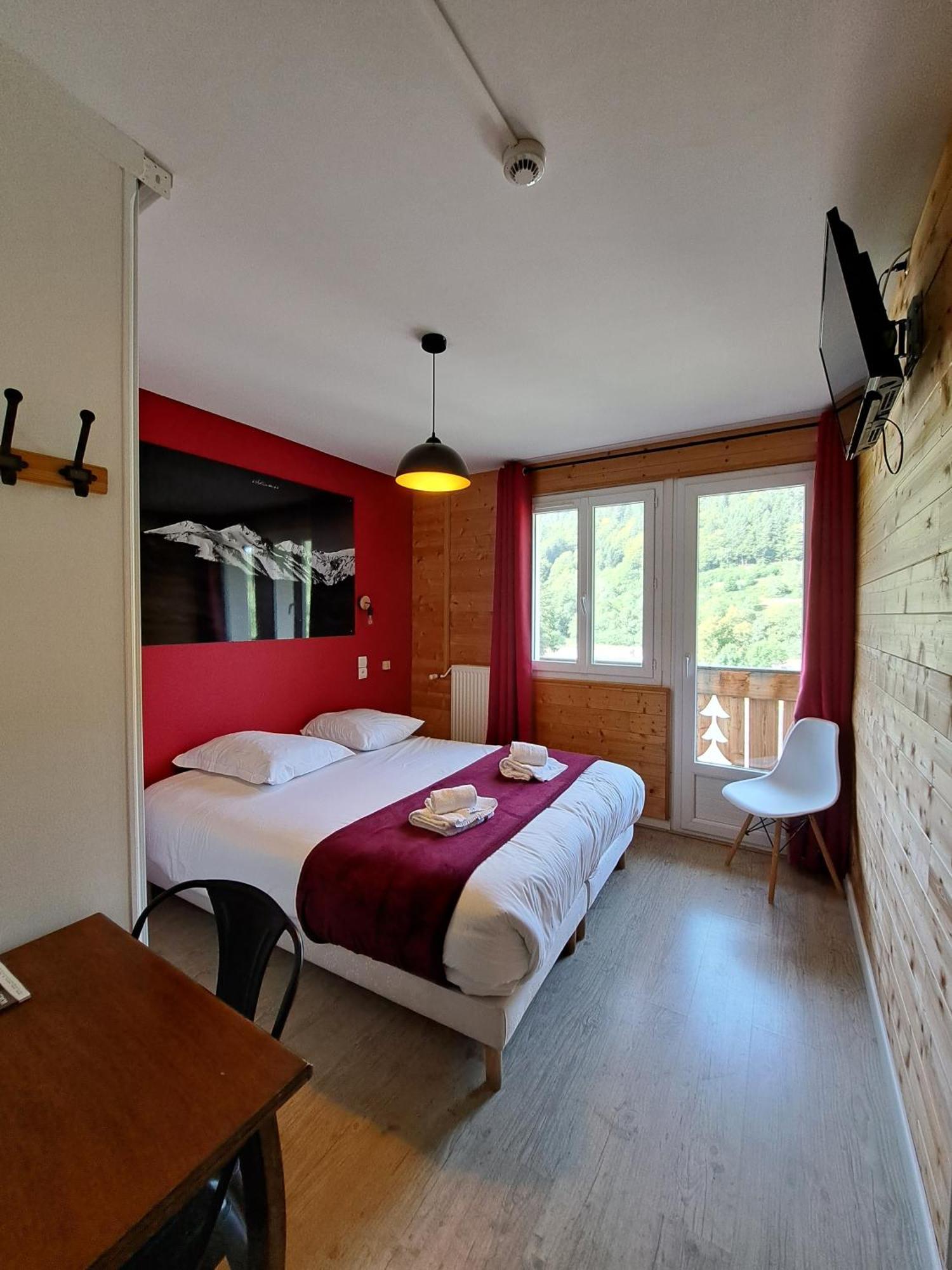Les Mouflons Hotel